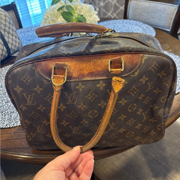 Louis Vuitton Deauville Fixer Bag - Picture 1 of 2